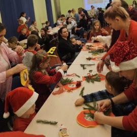 Ministry in Poland included crafts for the children this Christmas season.
